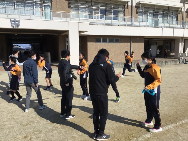 先生ジャンケン